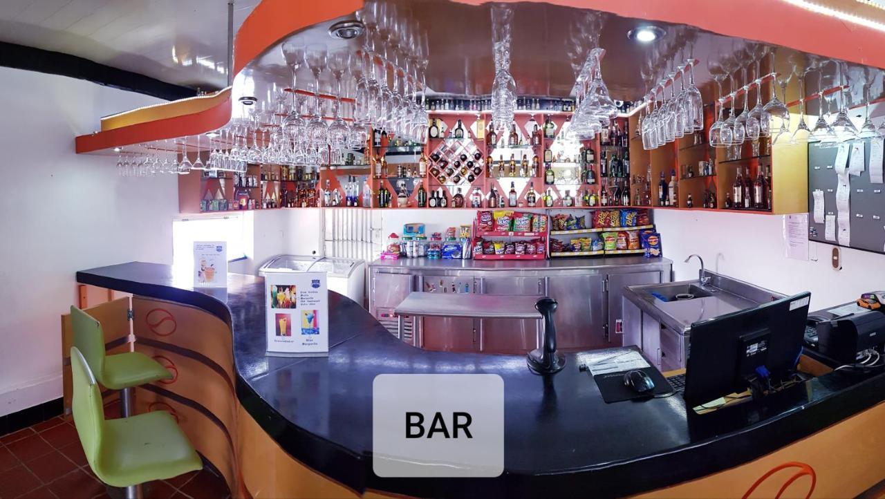 Hotel Barcelona Chinauta Eksteriør billede